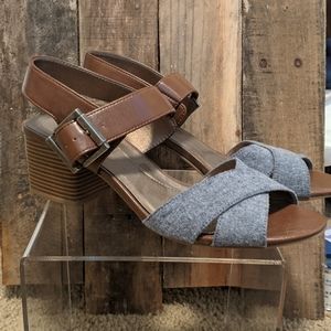 Life Stride denim/brown sandal 8.5